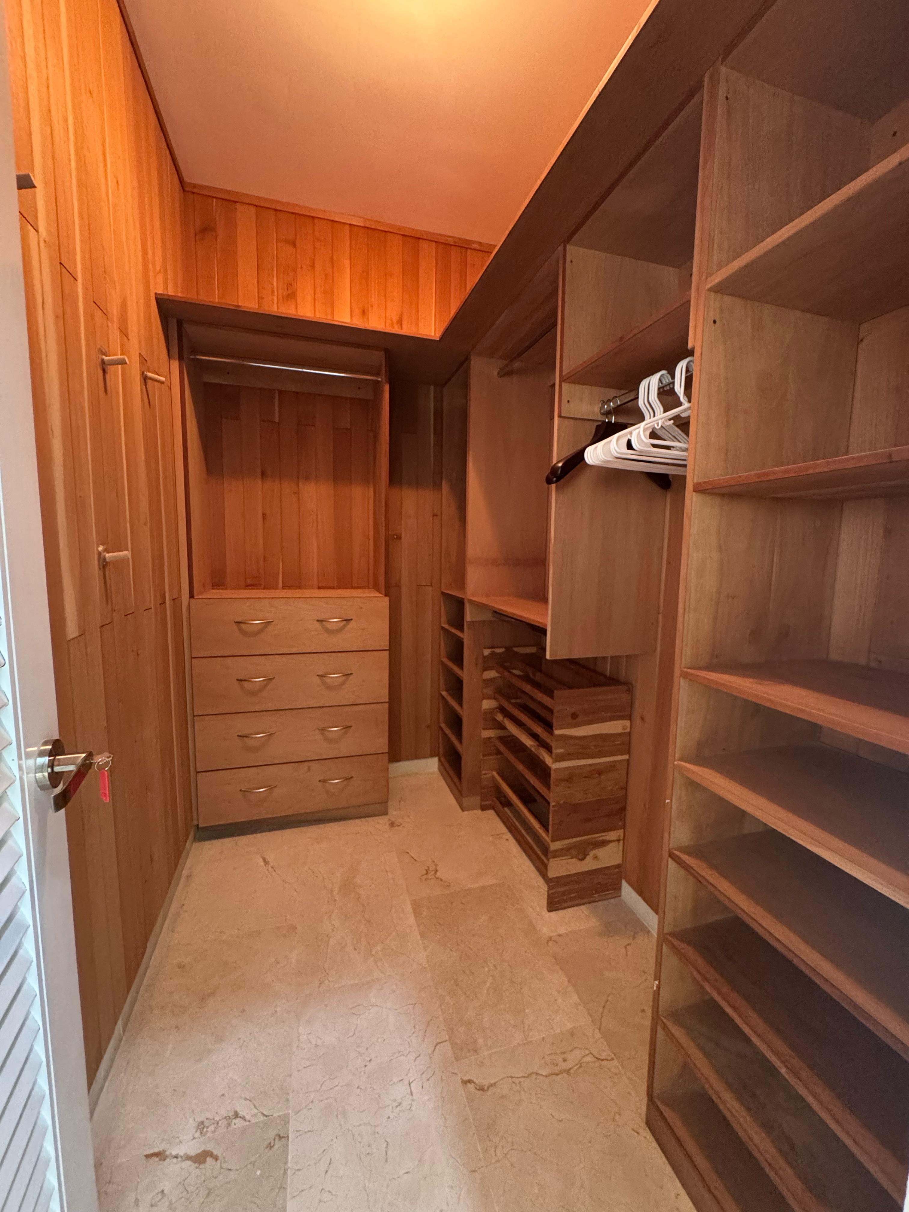 Apartamento de 4Habitaciones en Venta en los Cacicazgos.  Foto 7277787-3.jpg