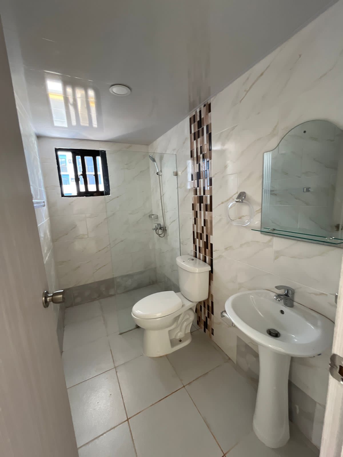 Apartamento de 3 Habitaciones en Venta en los 3 Ojos.  Foto 7277816-7.jpg