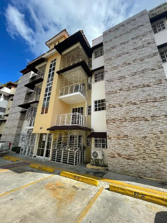 Apartamento de 3 Habitaciones en Venta en San Isidro.  Foto 7277916-1.jpg