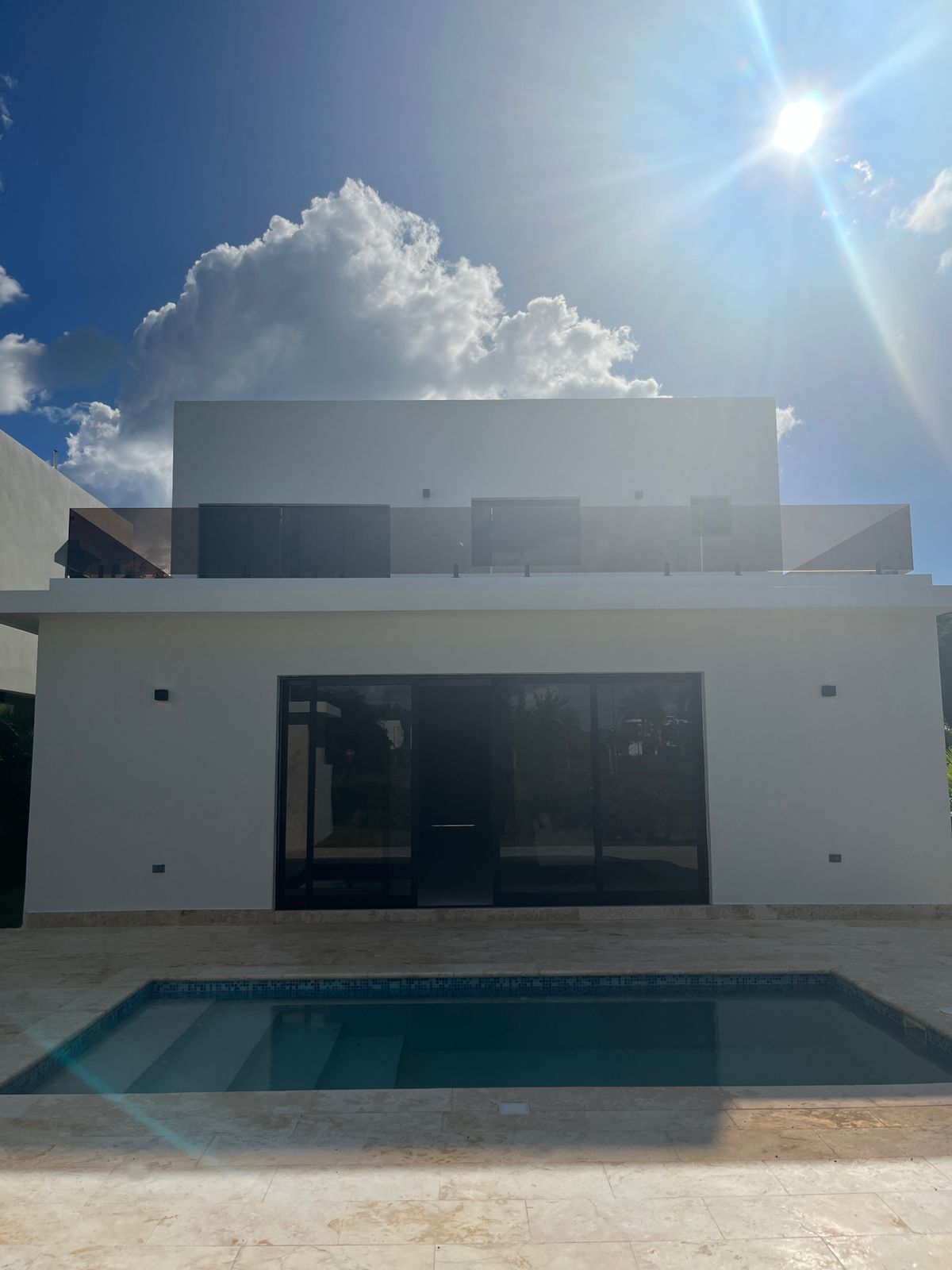 Vendo Hermosa Villa ubicada en el residencial Garden Village  Foto 7278004-3.jpg