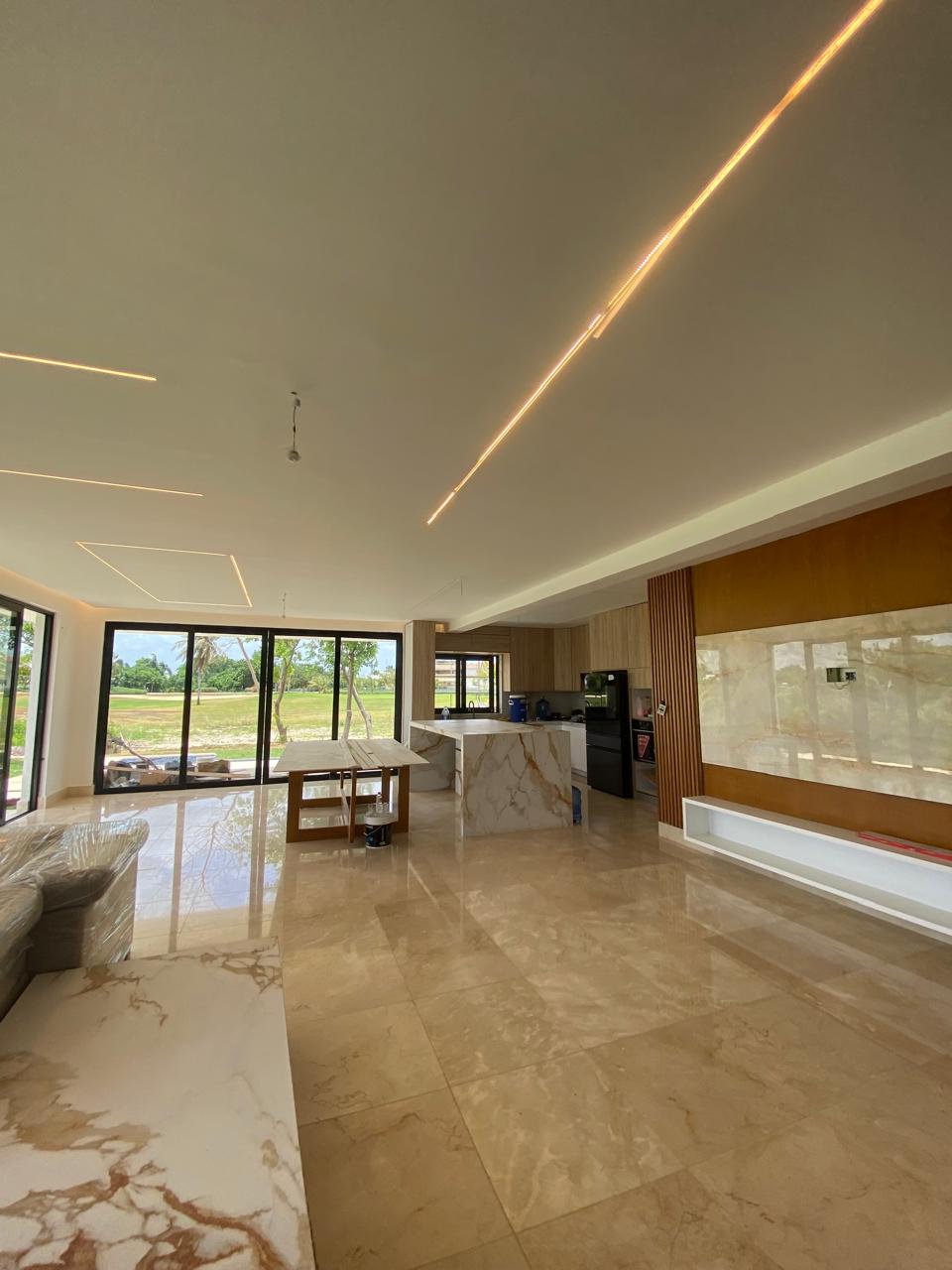 Vendo villa de lujo frente al campo de golf en Playa Nueva Romana Foto 7278007-12.jpg