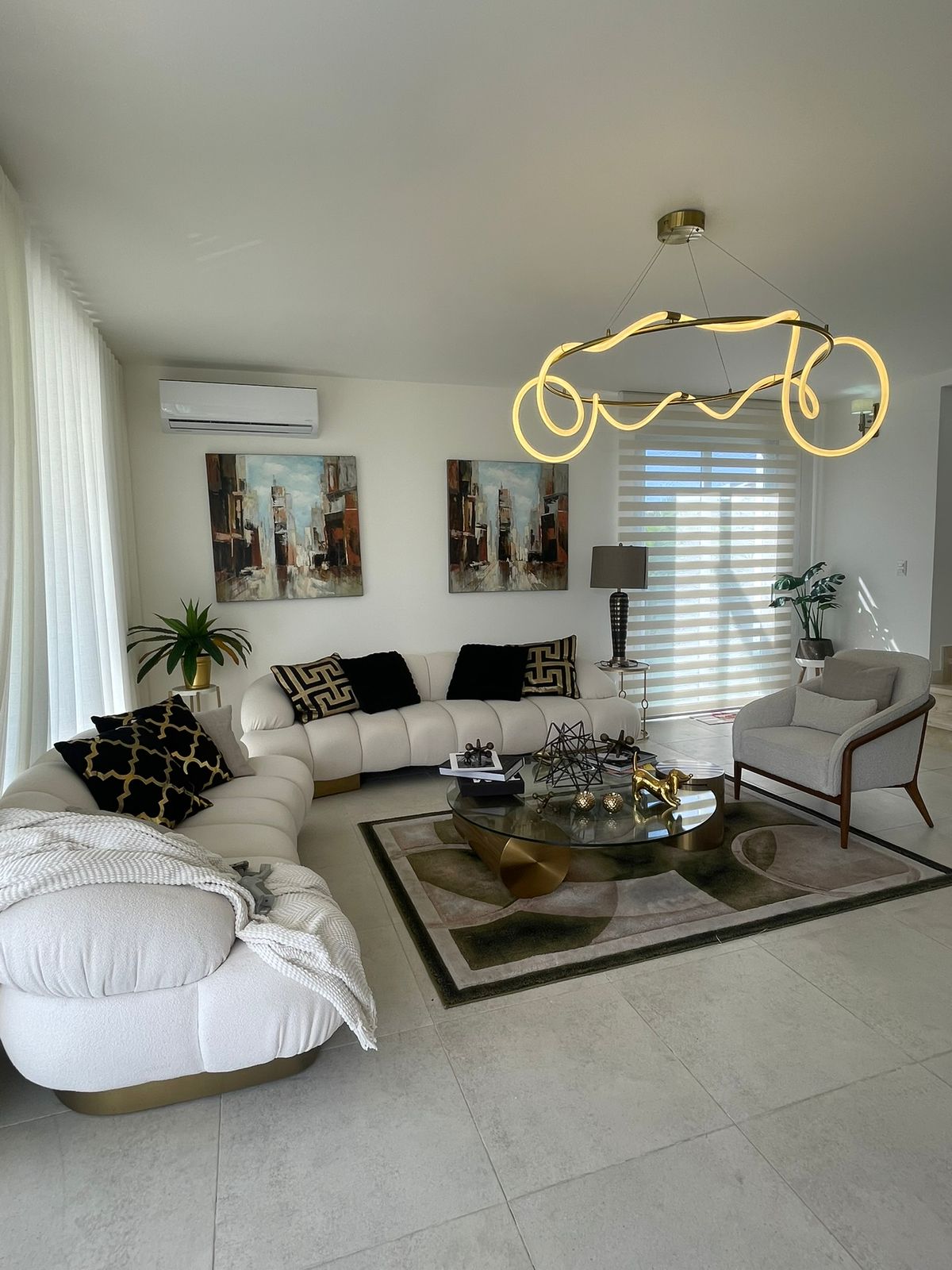 Vendo hermosa villa en Playa Nueva Romana  Foto 7278008-5.jpg