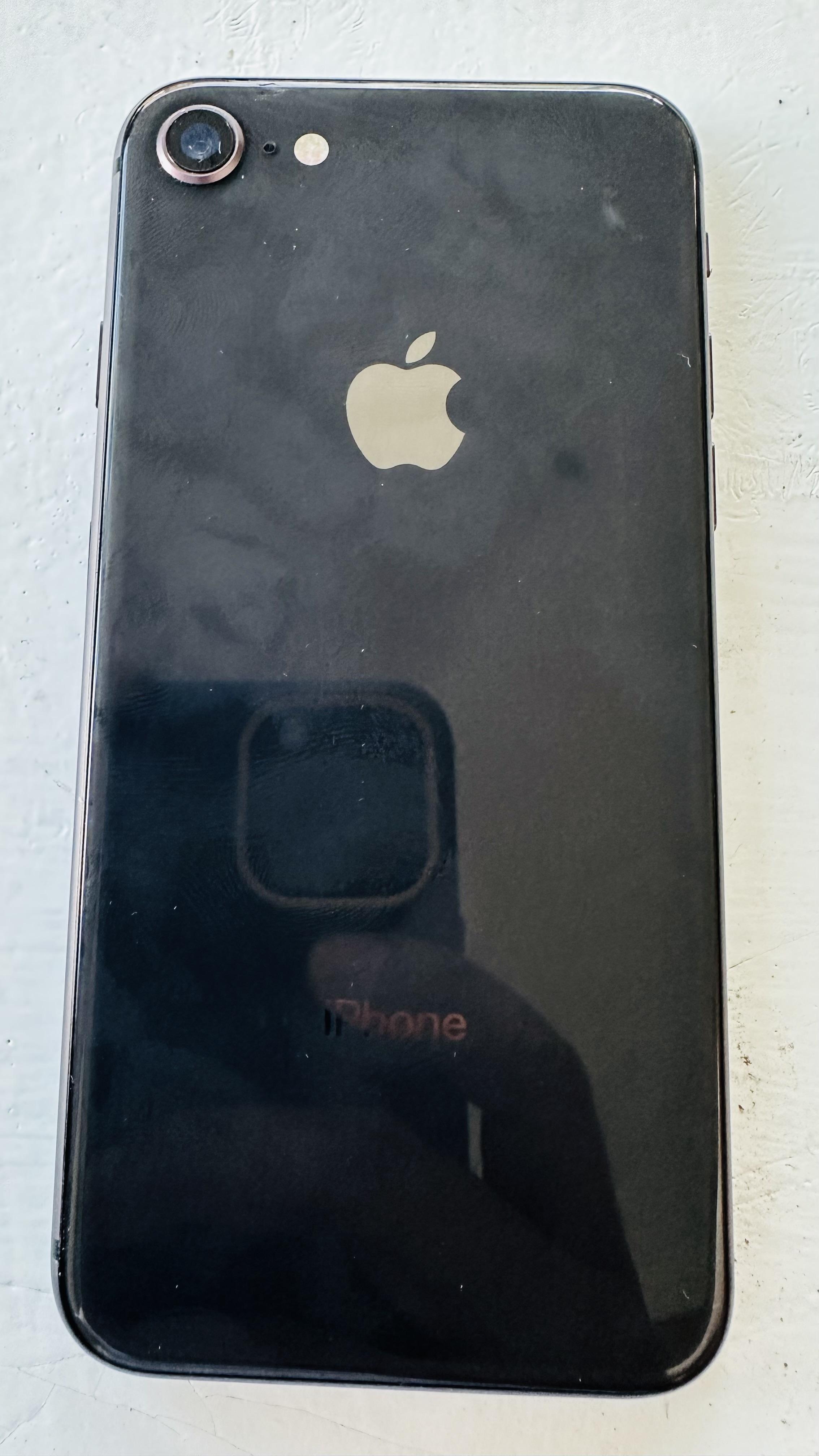 IPHONE 8 NORMAL 64GB FACTORY Foto 7278143-2.jpg