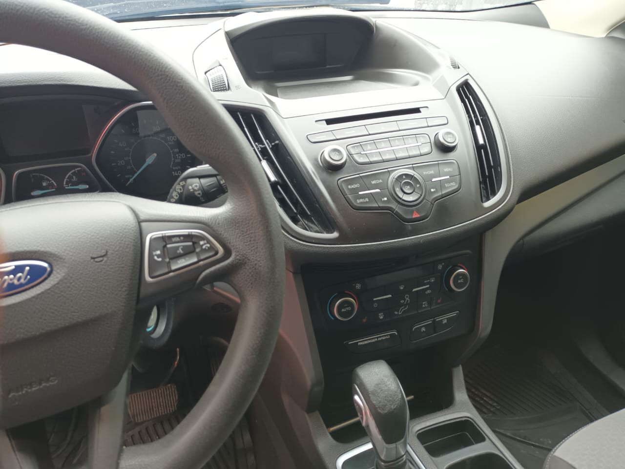 FORD ESCAPE 2018 Foto 7278162-6.jpg