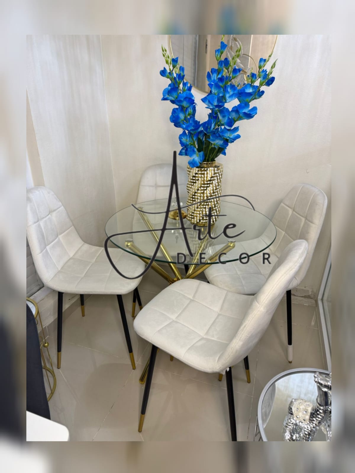 Juego de comedor de 4 sillas  Foto 7278208-1.jpg