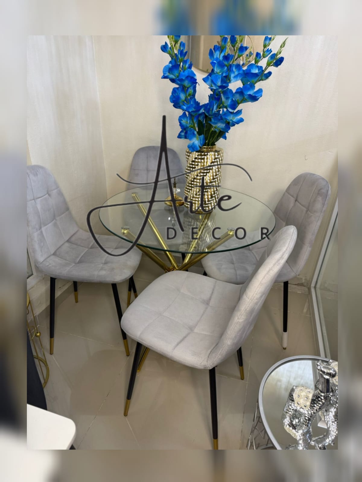 Juego de comedor de 4 sillas  Foto 7278208-3.jpg