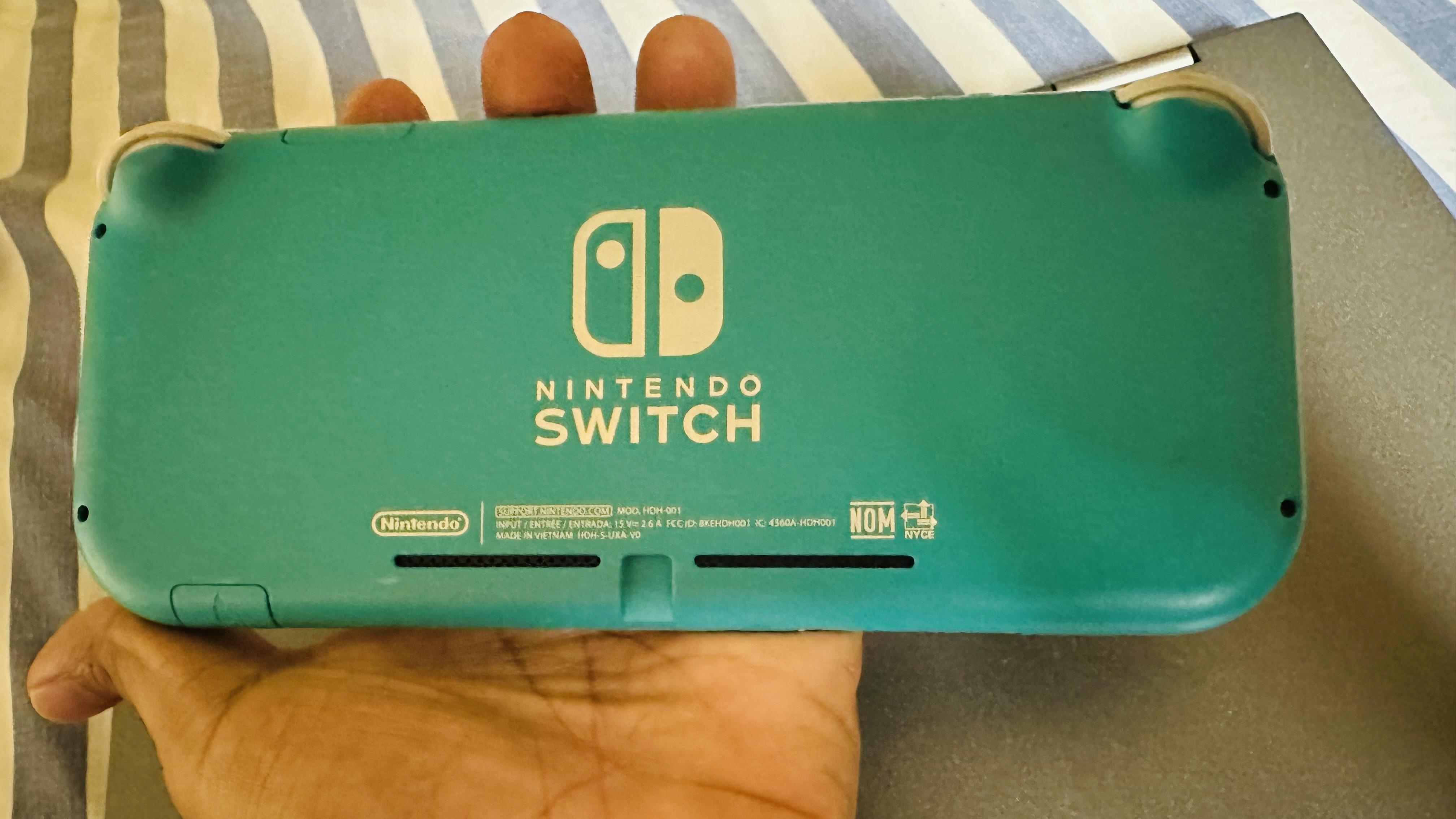 NINTENTO SWITCH LITE Foto 7278335-2.jpg