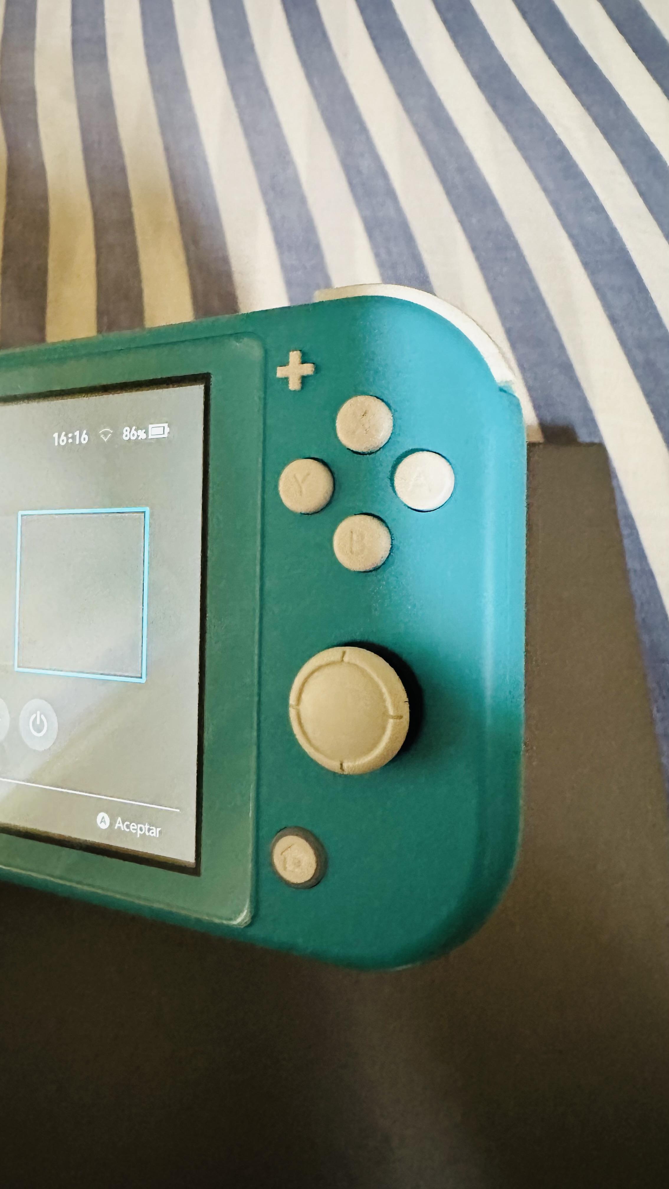 NINTENTO SWITCH LITE Foto 7278335-3.jpg