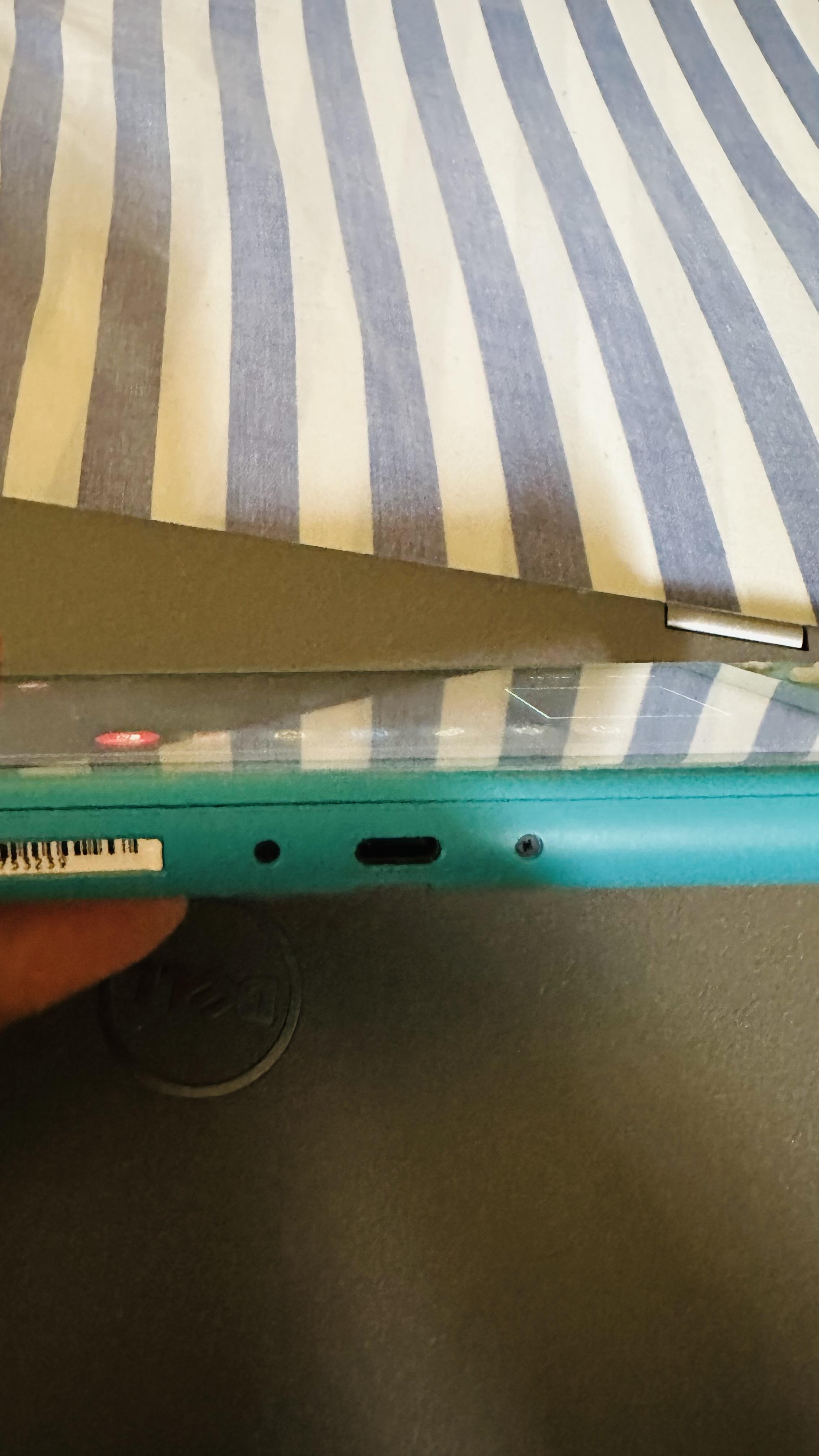 NINTENTO SWITCH LITE Foto 7278335-5.jpg