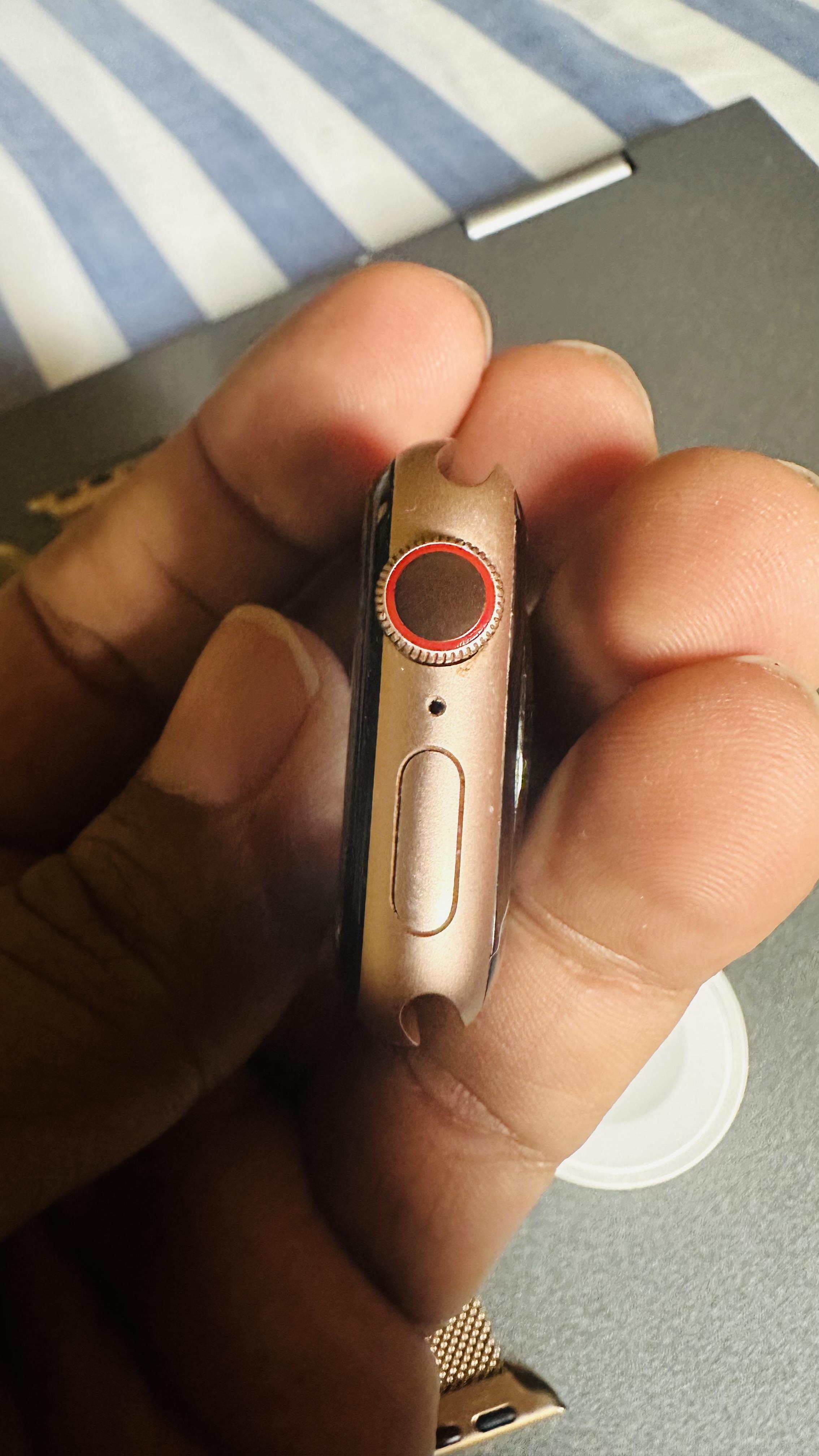 APPLE WATCH SERIE 5 40mm ROSE GOLD Foto 7278336-2.jpg