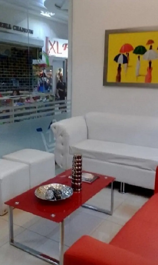 OPORTUNIDAD Vendo Local Comercial en Plaza Central Foto 7278475-1.jpg