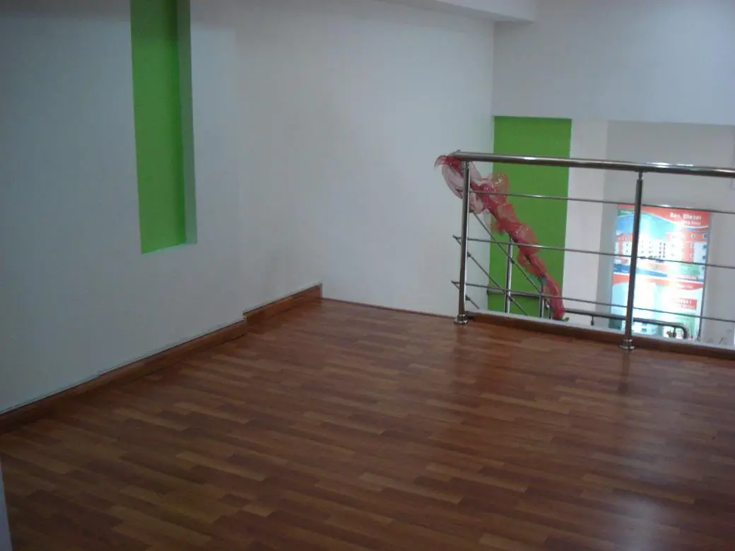 OPORTUNIDAD Vendo Local Comercial en Plaza Central Foto 7278475-3.jpg