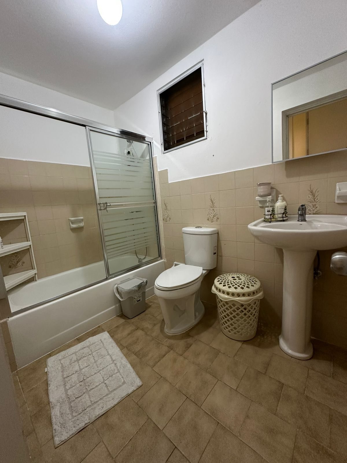 VPI-A 2025-0042 Rento Apartamento Amueblado La Rosaleda Santiago Repúb Foto 7278506-4.jpg