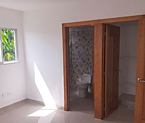 En Venta – Apartamento con Azotea Privada en Cerro Alto Santiago Foto 7278533-9.jpg