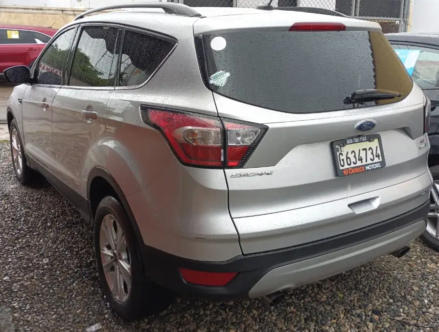 FORD ESCAPE 2018 Foto 7278796-4.jpg