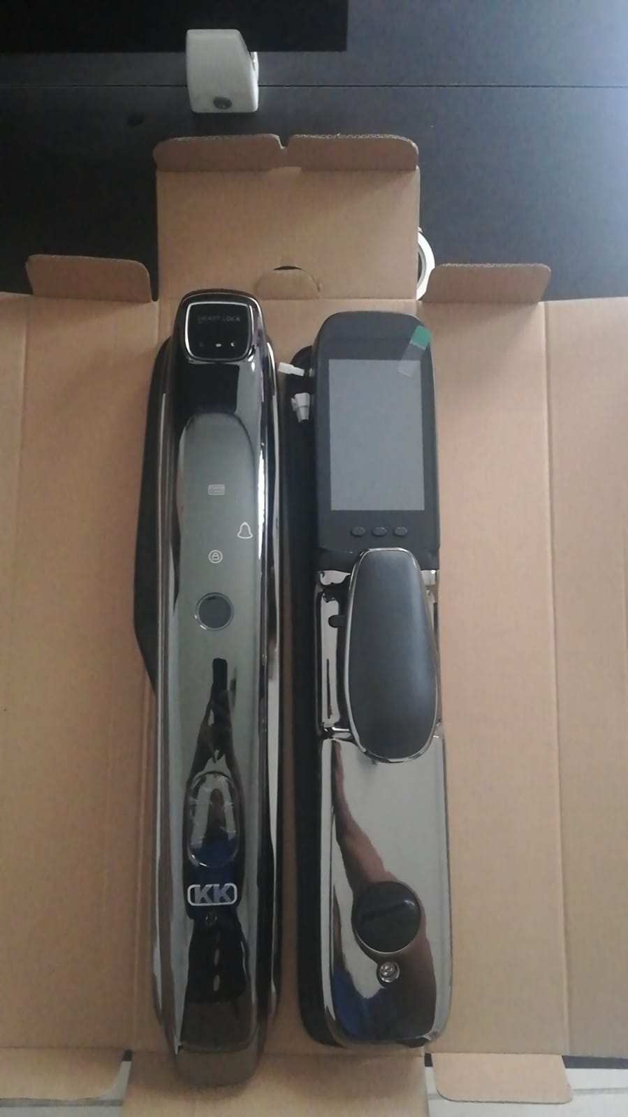 CERRADURA SMART PARA PUERTAS CON CAMARA K-0128 APP TUYA Foto 7278817-2.jpg