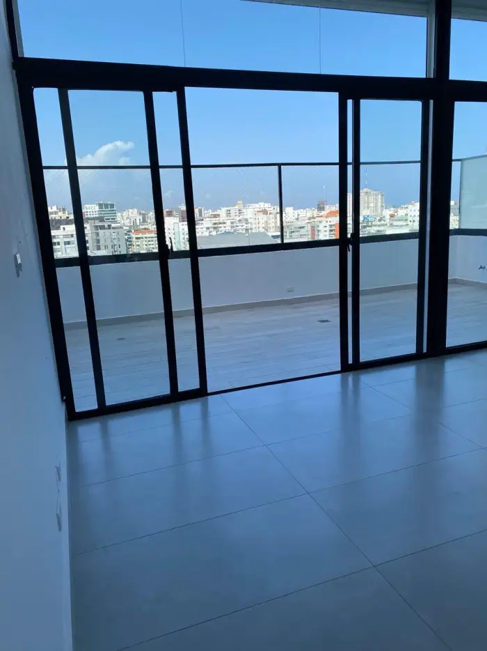 Venta de Hermoso Penthouse sector de Evaristo Morales Foto 7279186-10.jpg