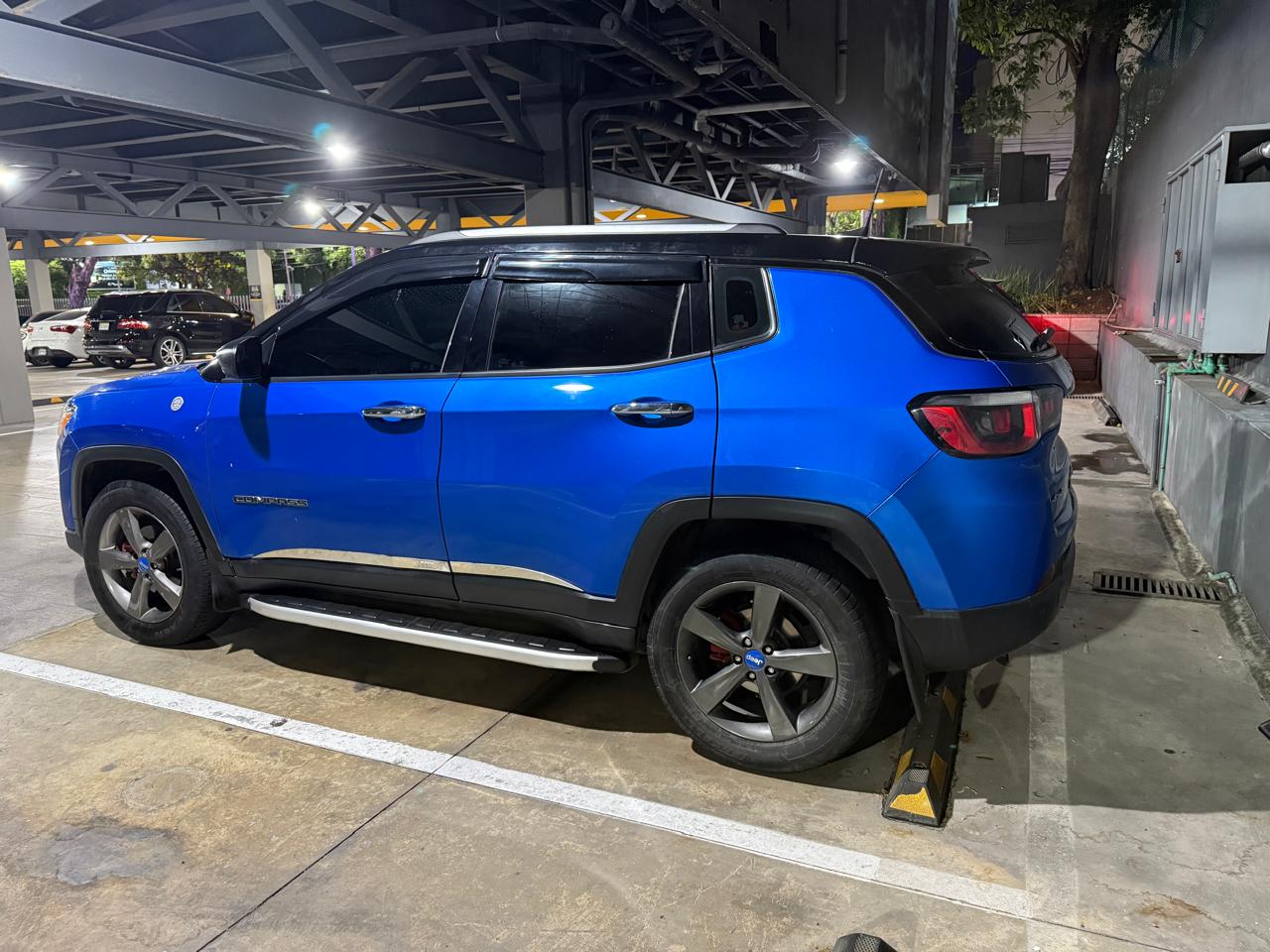 JEEP COMPASS LIMITED 4X4 FULL VERSION 2018 NEGOCIABLE RD890000 Foto 7279202-15.jpg