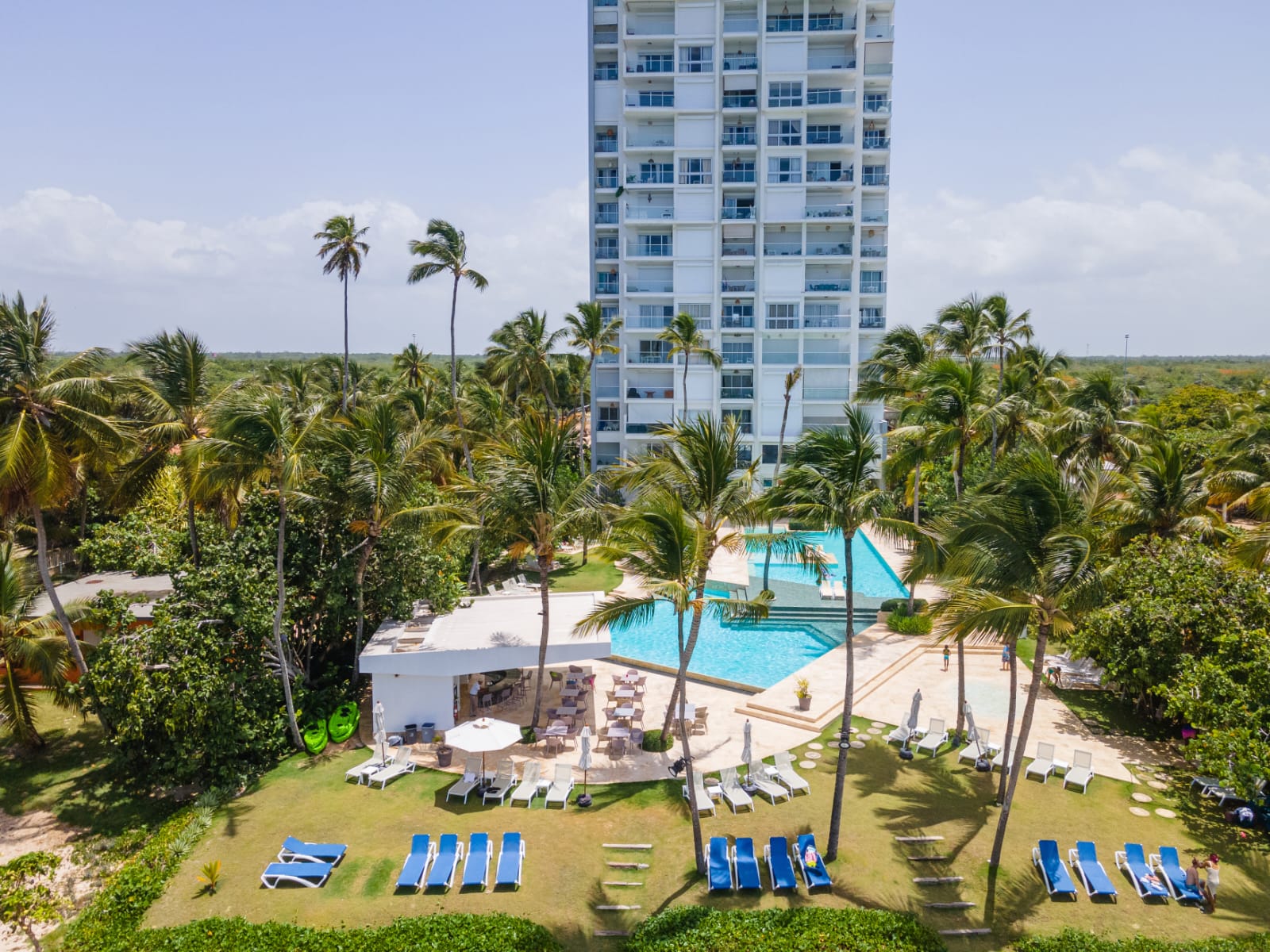 VENDO APARTAMENTO UBICADO EN JUAN DOLIO Foto 7279354-3.jpg