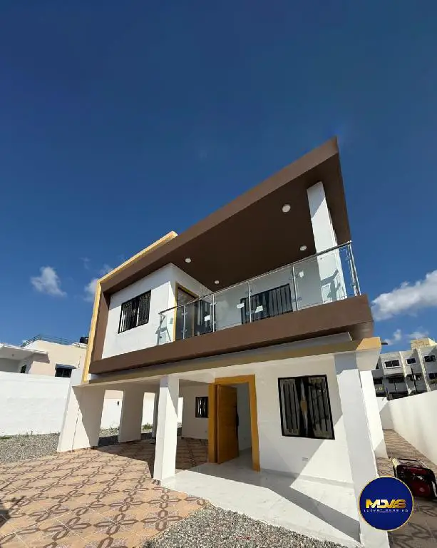 Se vende Casa moderna con patio y piscina ubicada en Prado Oriental  4 Foto 7279746-2.jpg