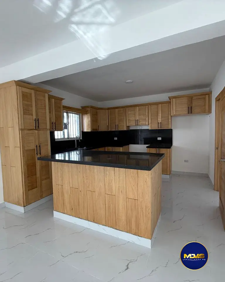 Se vende Casa moderna con patio y piscina ubicada en Prado Oriental  4 Foto 7279746-4.jpg