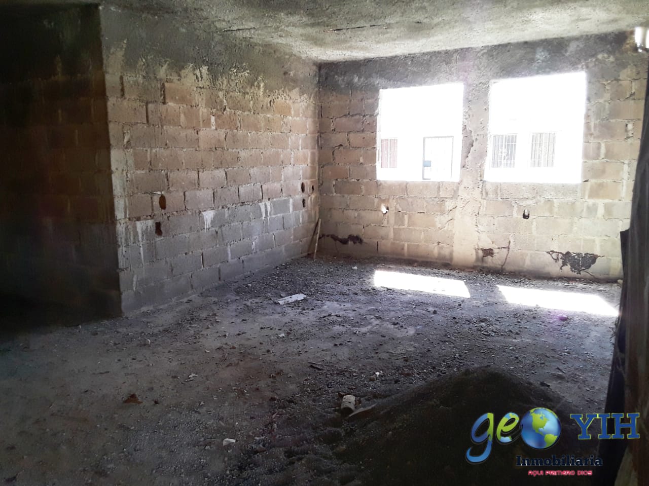 Mejora en VENTA Sector La Ureña 2 Esquinas Aut Las Américas 3-Hab 2-B  Foto 7279790-6.jpg