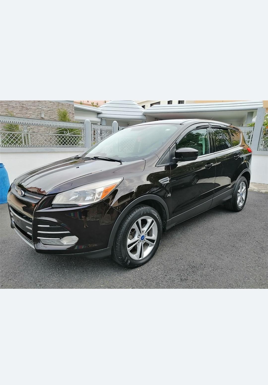 Ford Escape SE 4WD 13 Foto 7279849-11.jpg