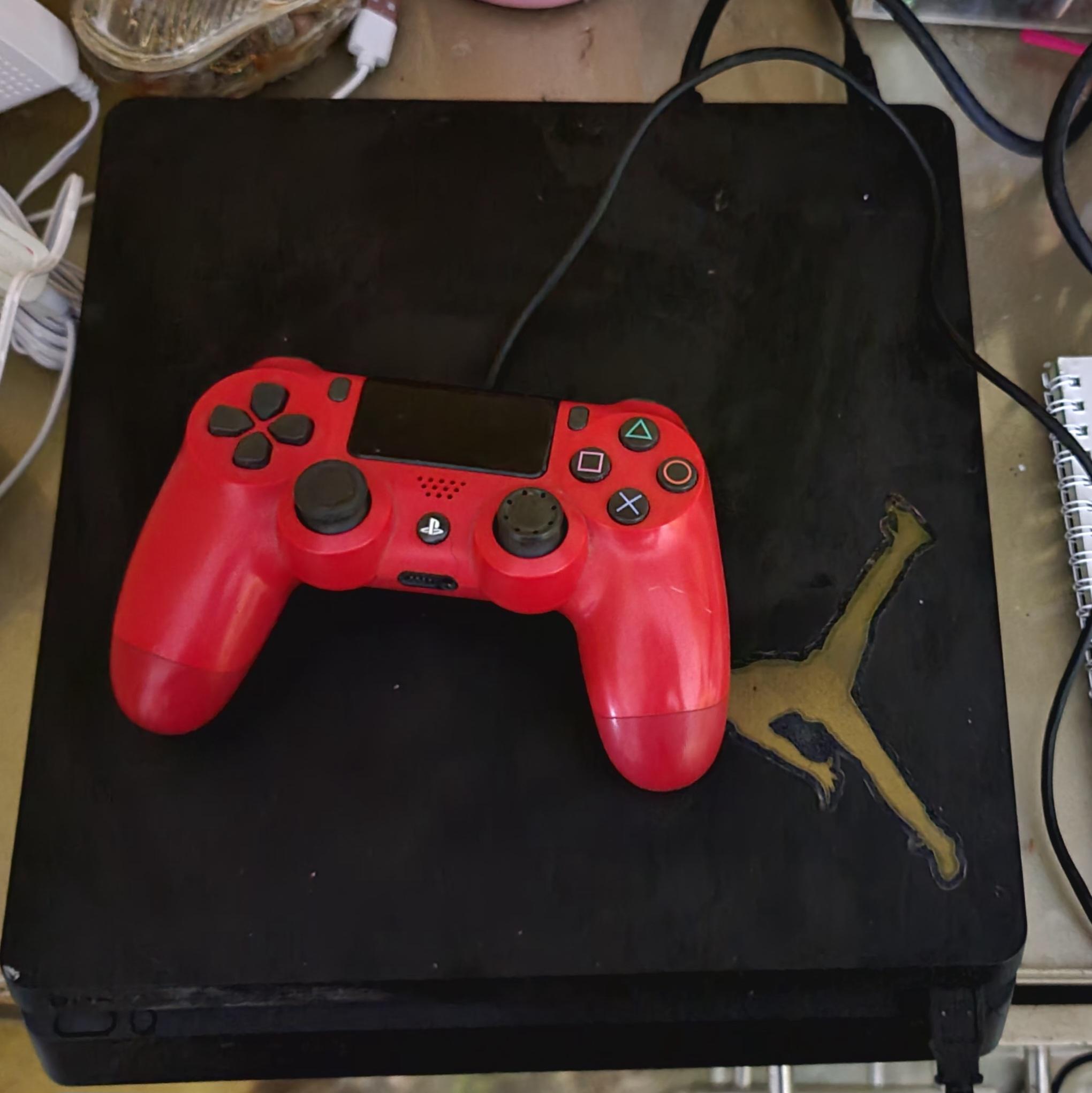Vendo play station 4 de oportunidad  Foto 7279985-5.jpg