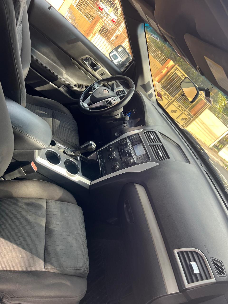 Vendo Ford explorer XLT 2011 Foto 7280359-3.jpg