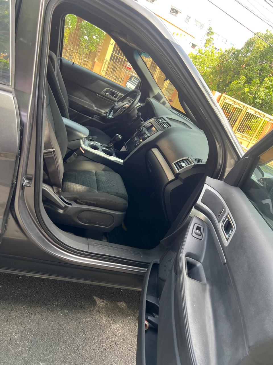 Vendo Ford explorer XLT 2011 Foto 7280359-4.jpg