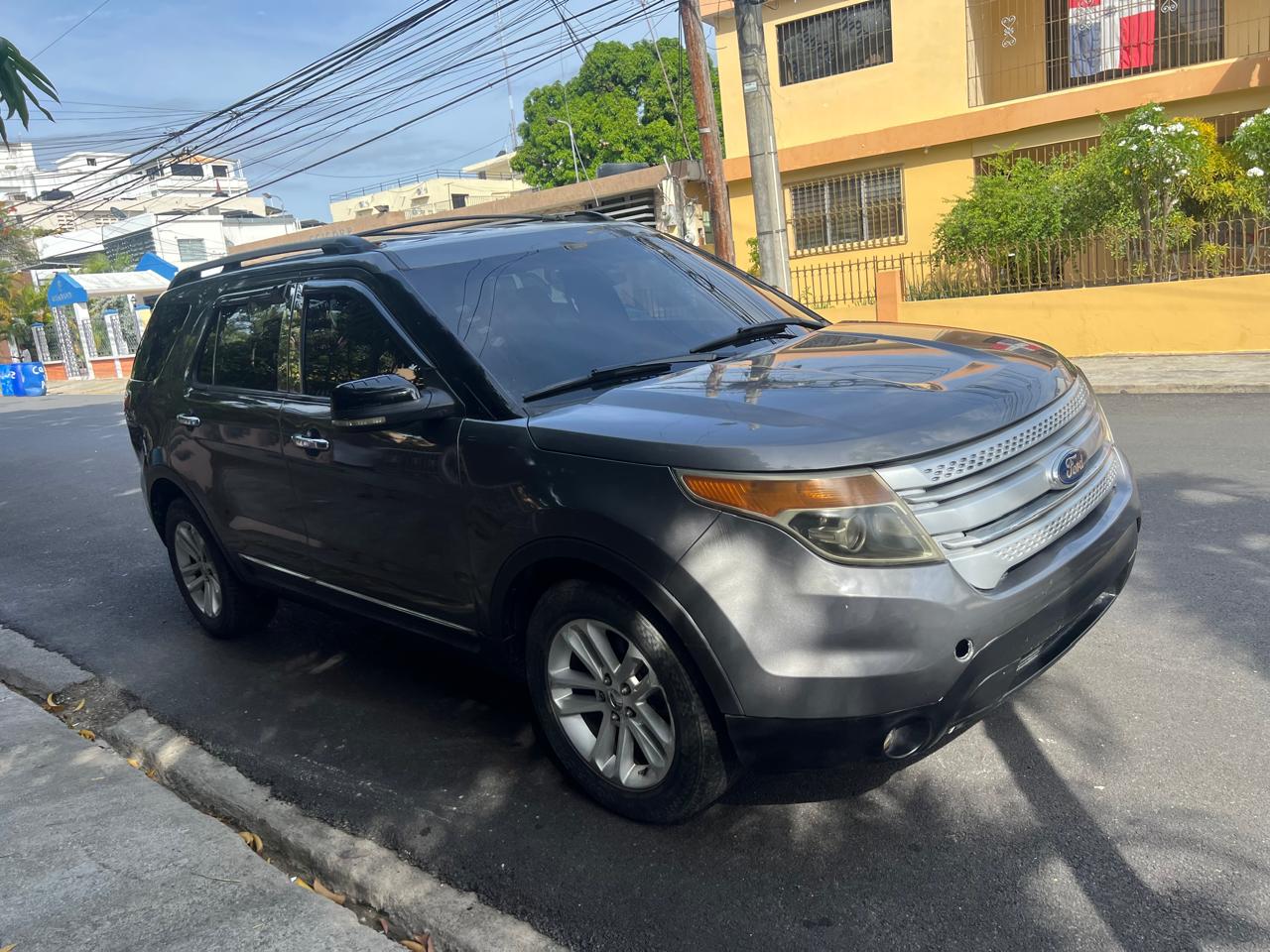 Vendo Ford explorer XLT 2011 Foto 7280359-7.jpg