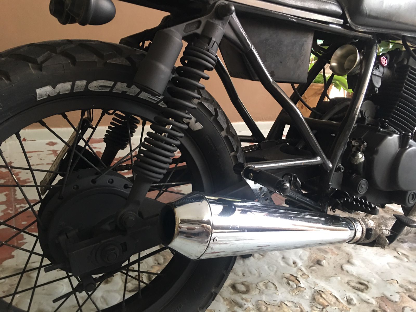 Motocicleta Yamaha Cafe Racer 250cc Foto 7280517-10.jpg