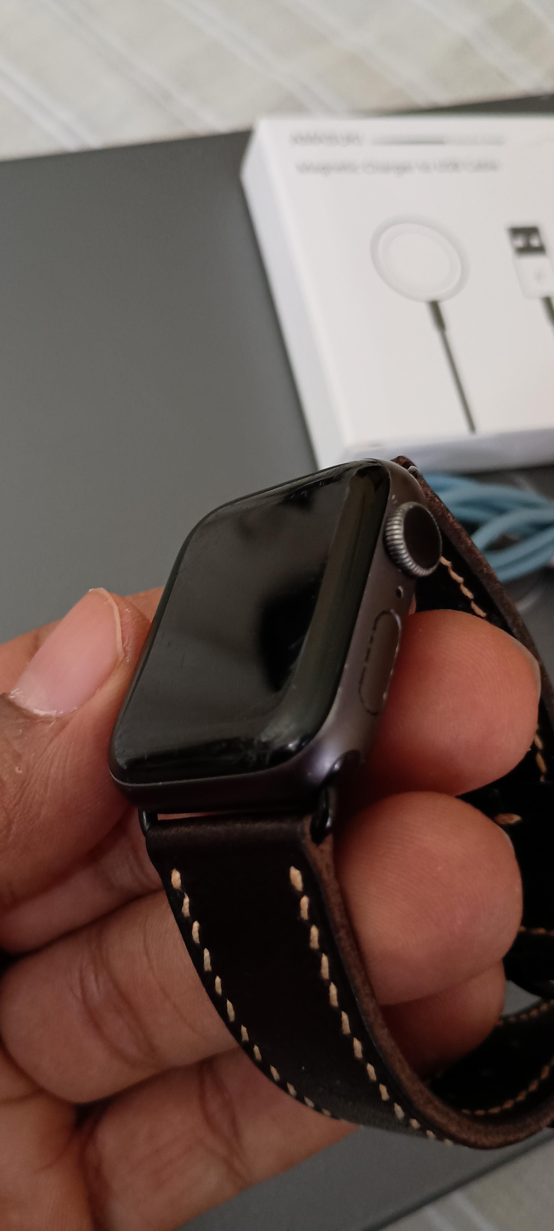 APPLE WATCH SERIE 4 40MM NITIDO Foto 7280538-4.jpg
