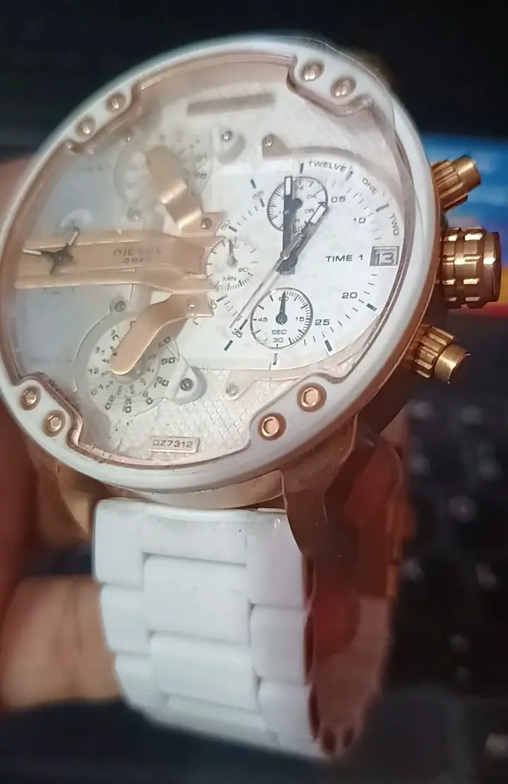 Reloj Diesel Blanco Cuarzo y acero inoxidable con cronógrafo Nuevo Foto 7280579-4.jpg