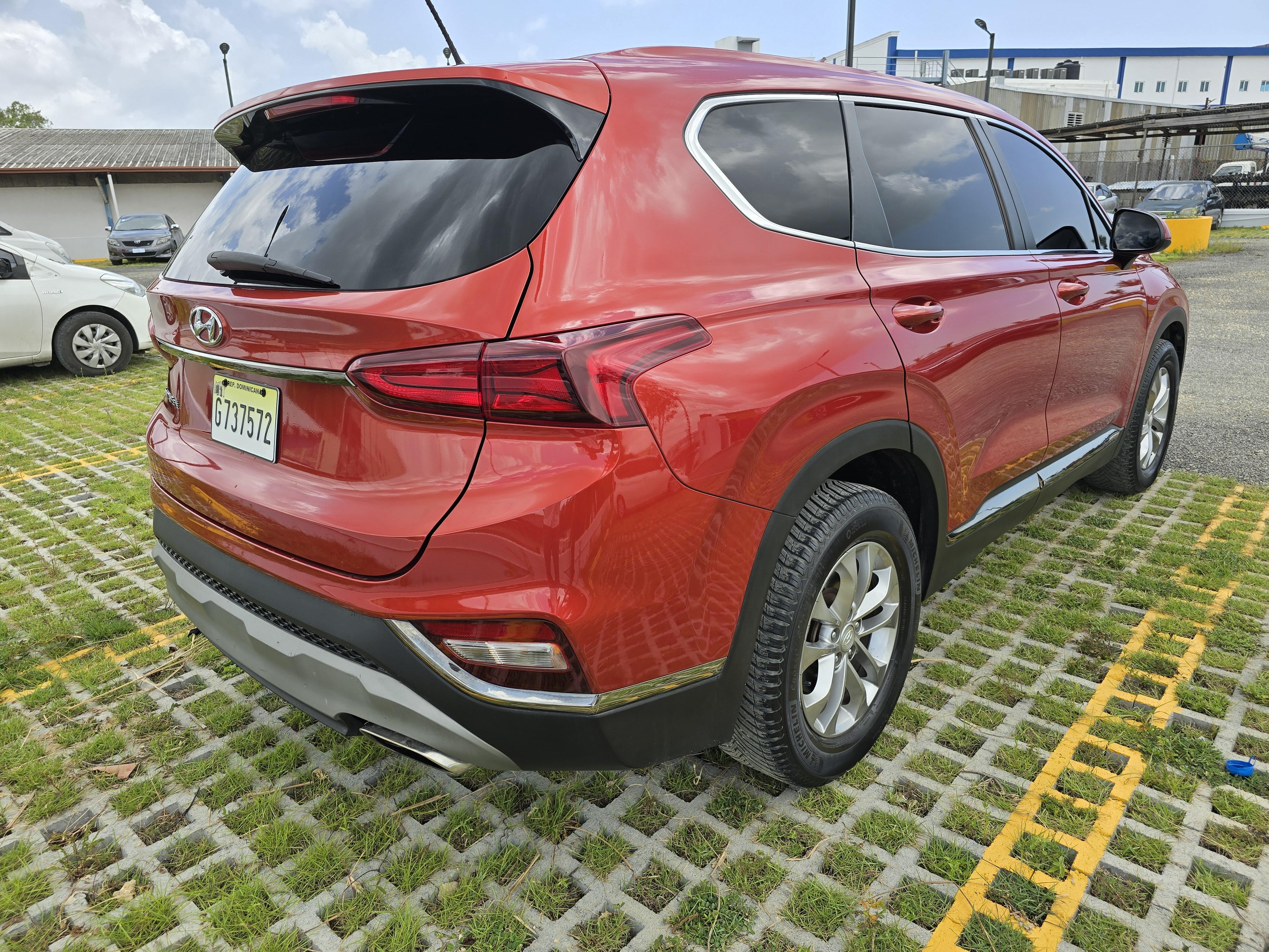 HYUNDAI SANTA FE 2019 Foto 7280617-10.jpg