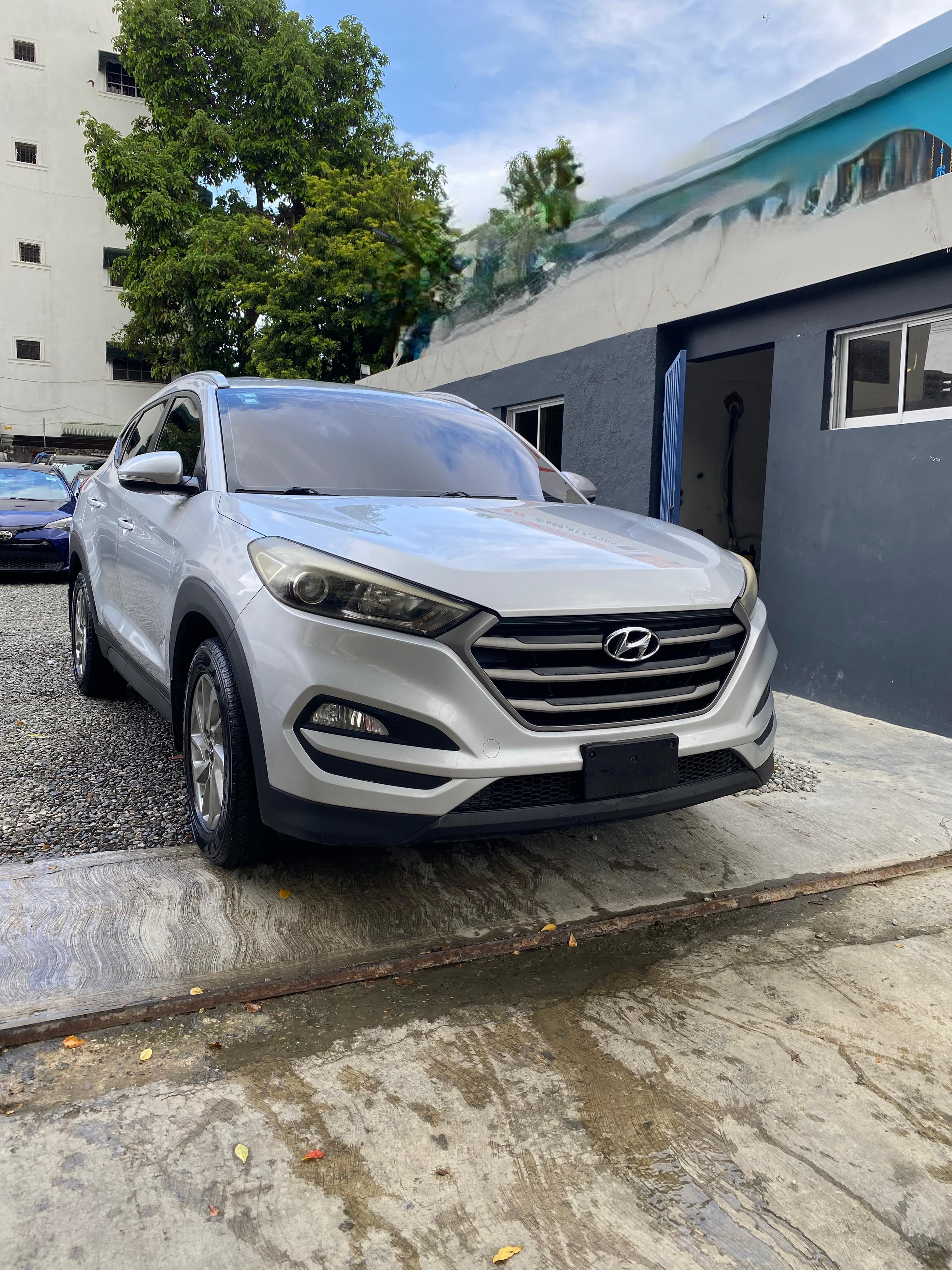 HYUNDAI TUCSON 2016 Foto 7280630-5.jpg