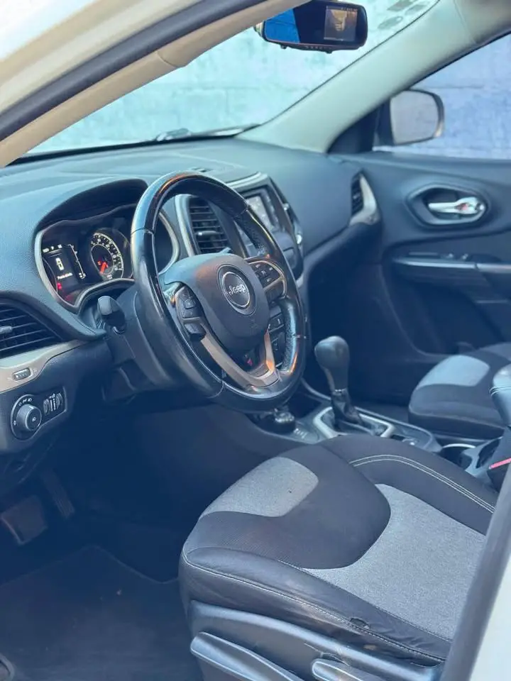 Jeep Cherokee Latitude Sport 2018 Foto 7280717-2.jpg
