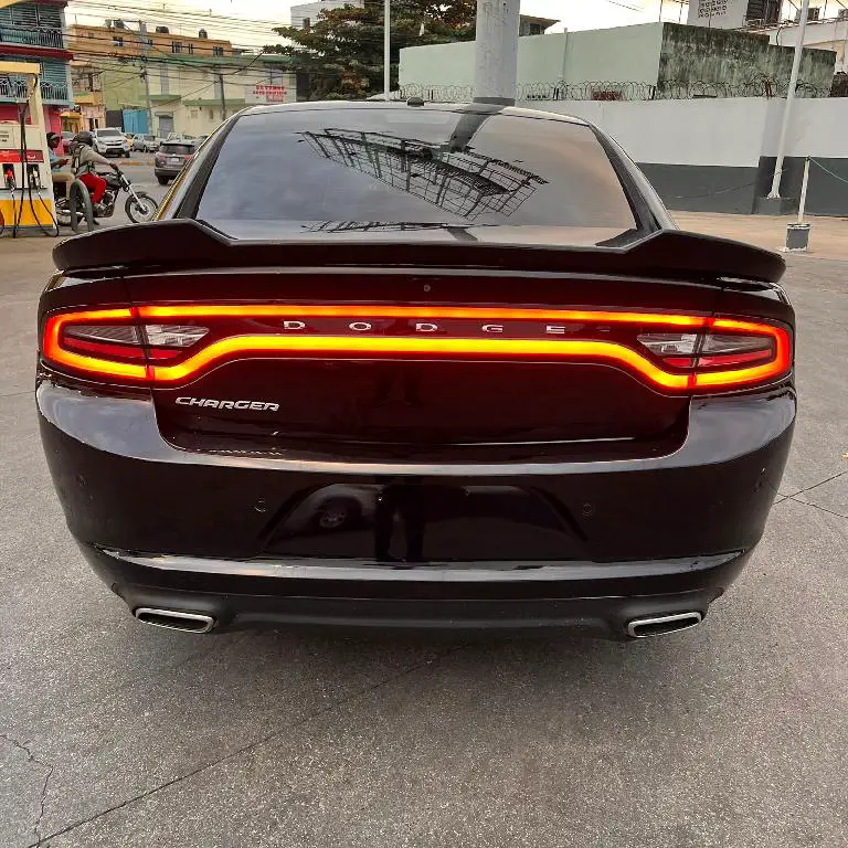 Dodge Charger SXT 2019 Foto 7280726-6.jpg