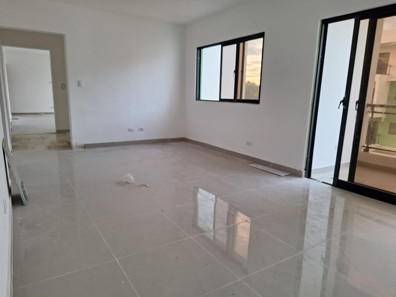 Apartamento de 3 Habitaciones en Venta en Av. Hipica. Foto 7280738-3.jpg