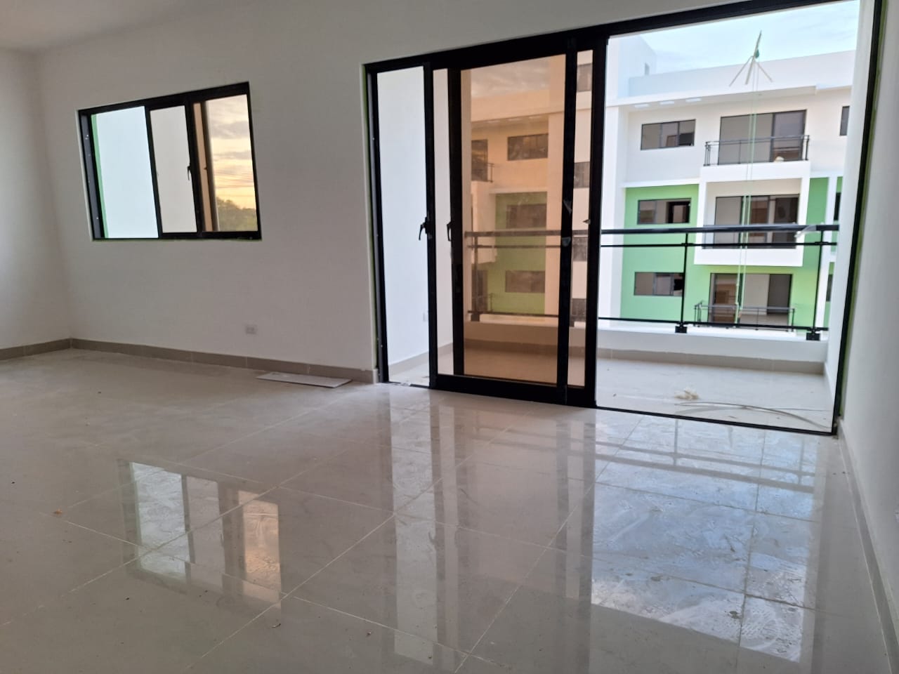Apartamento de 3 Habitaciones en Venta en Av. Hipica. Foto 7280738-4.jpg
