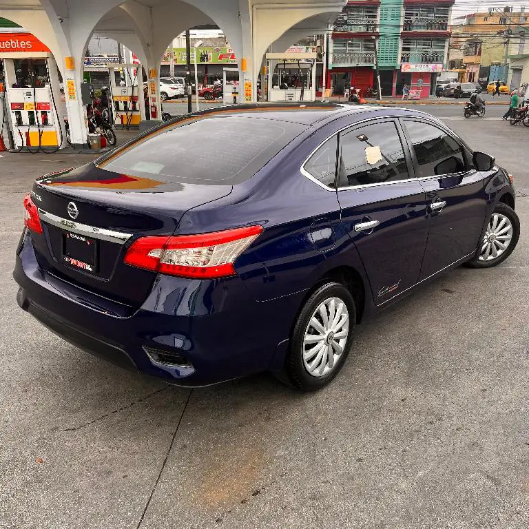Nissan Sentra 2019  Foto 7280740-6.jpg