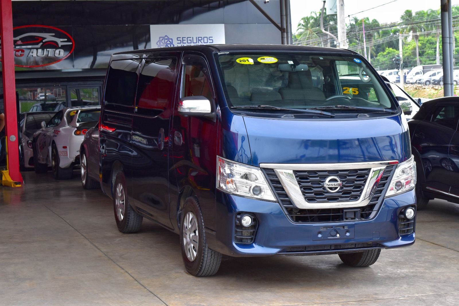 NISSAN NV 350 CARAVAN 2019 Foto 7280829-10.jpg
