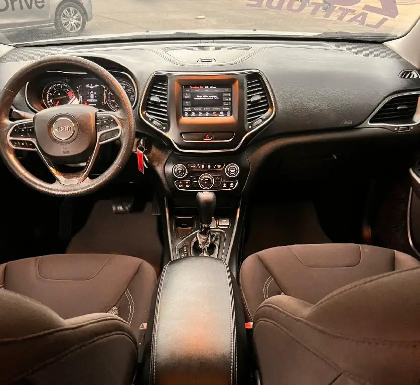 Jeep Cherokee Latitude Foto 7280864-9.jpg