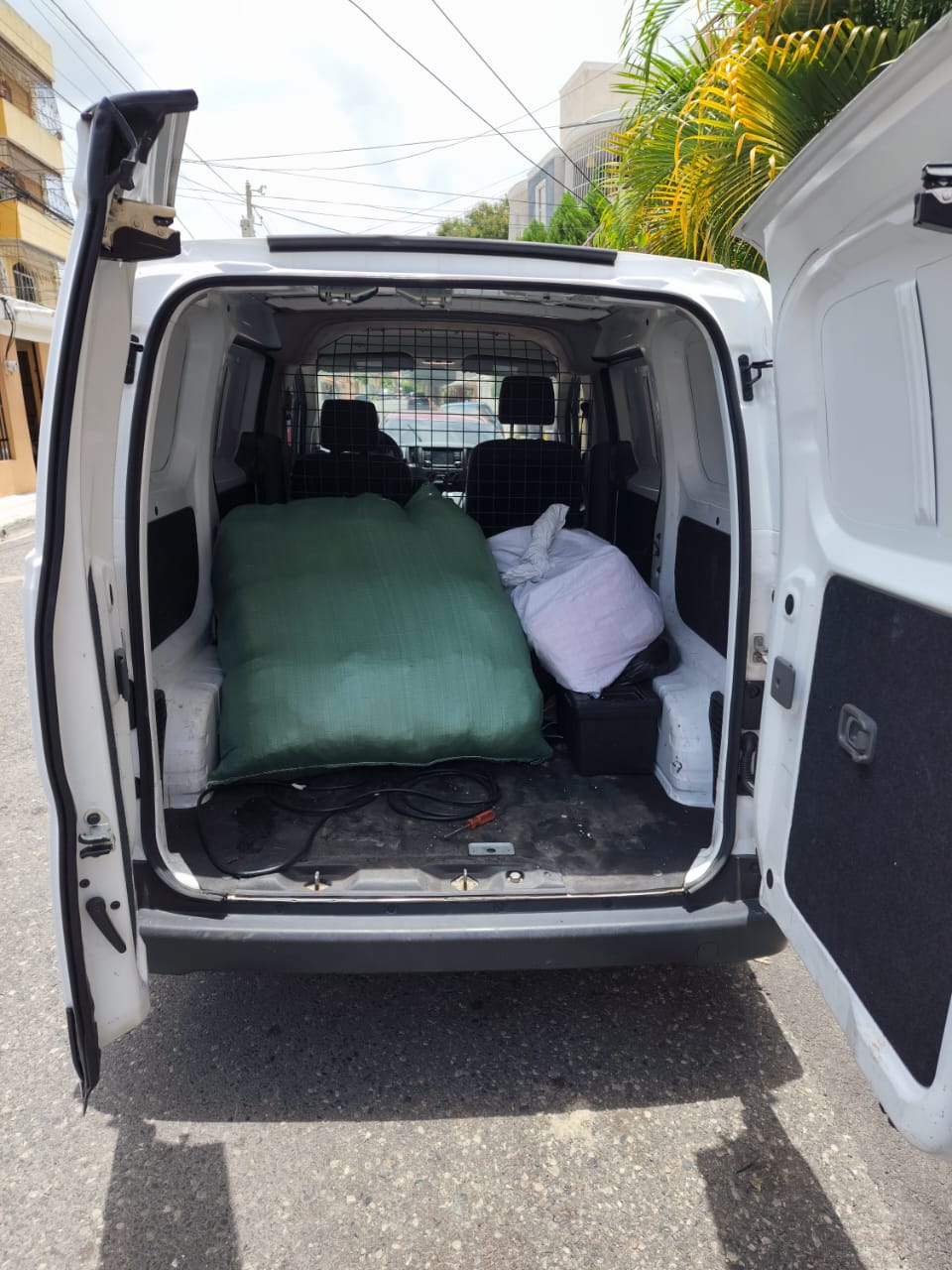 Nissan nv 200 2019 Foto 7280892-5.jpg