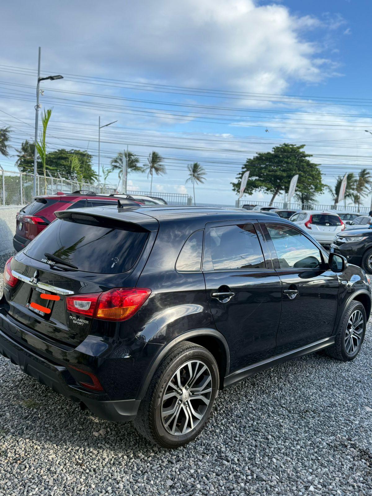 MITSUBISHI OUTLANDER 2019☑️ PRECIO 850000 NEG PRECIO INCLUYE PLACA Y M Foto 7280900-2.jpg