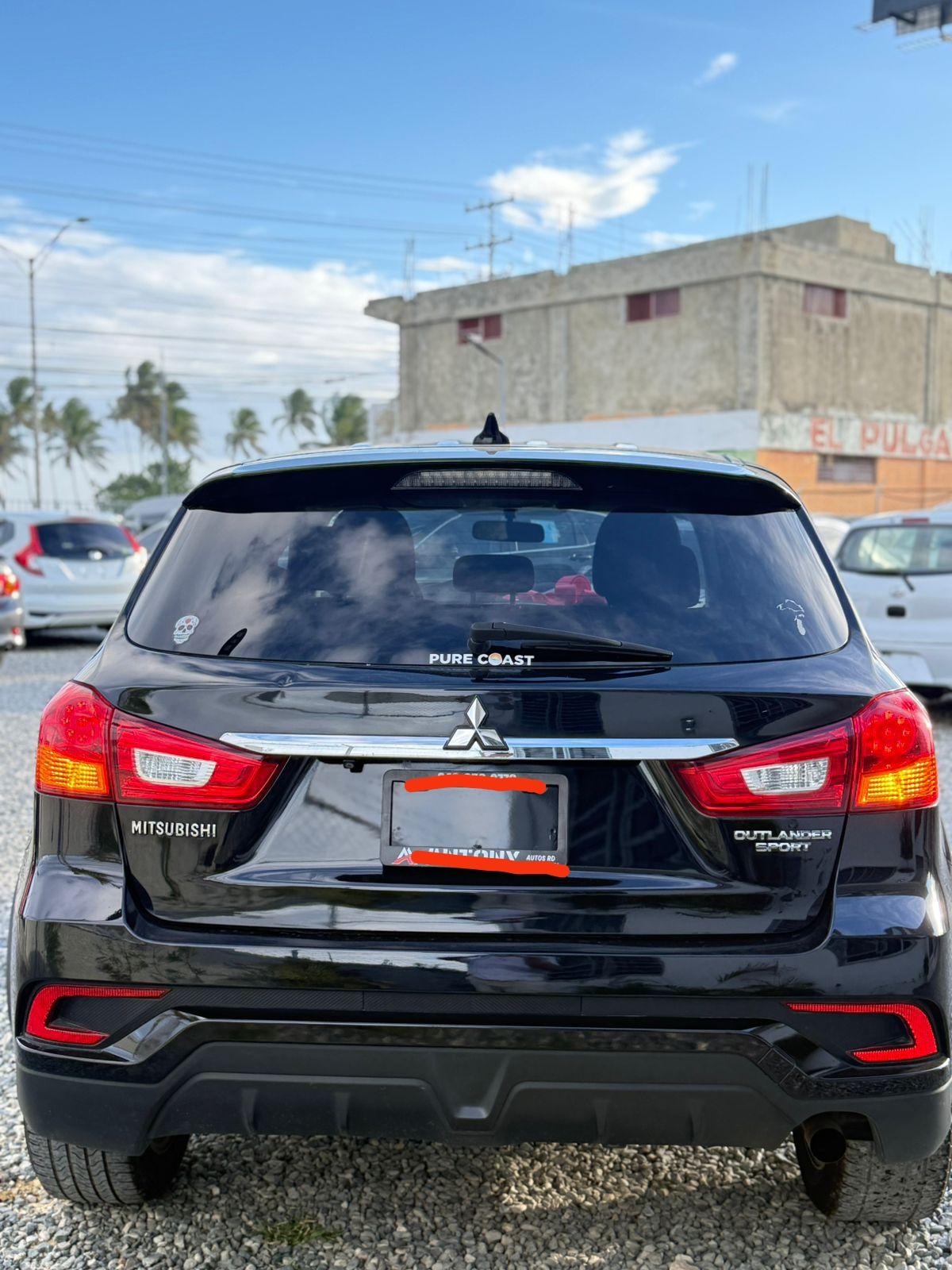 MITSUBISHI OUTLANDER 2019☑️ PRECIO 850000 NEG PRECIO INCLUYE PLACA Y M Foto 7280900-3.jpg