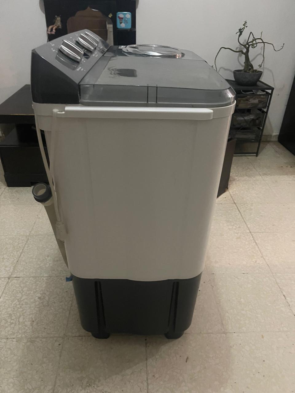 POR MOTIVOS DE VIAJE VENDO LAVADORA COMO NUEVA FRIGIDAIRE SUPER TWIN 9 Foto 7280984-8.jpg
