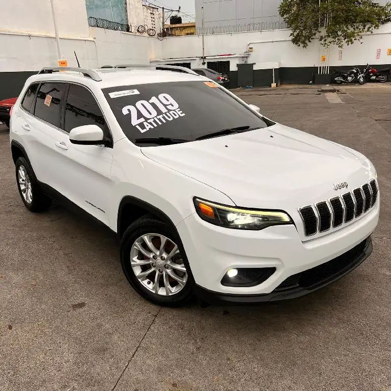 Jeep Cherokee Latitude 2019 Foto 7281109-2.jpg