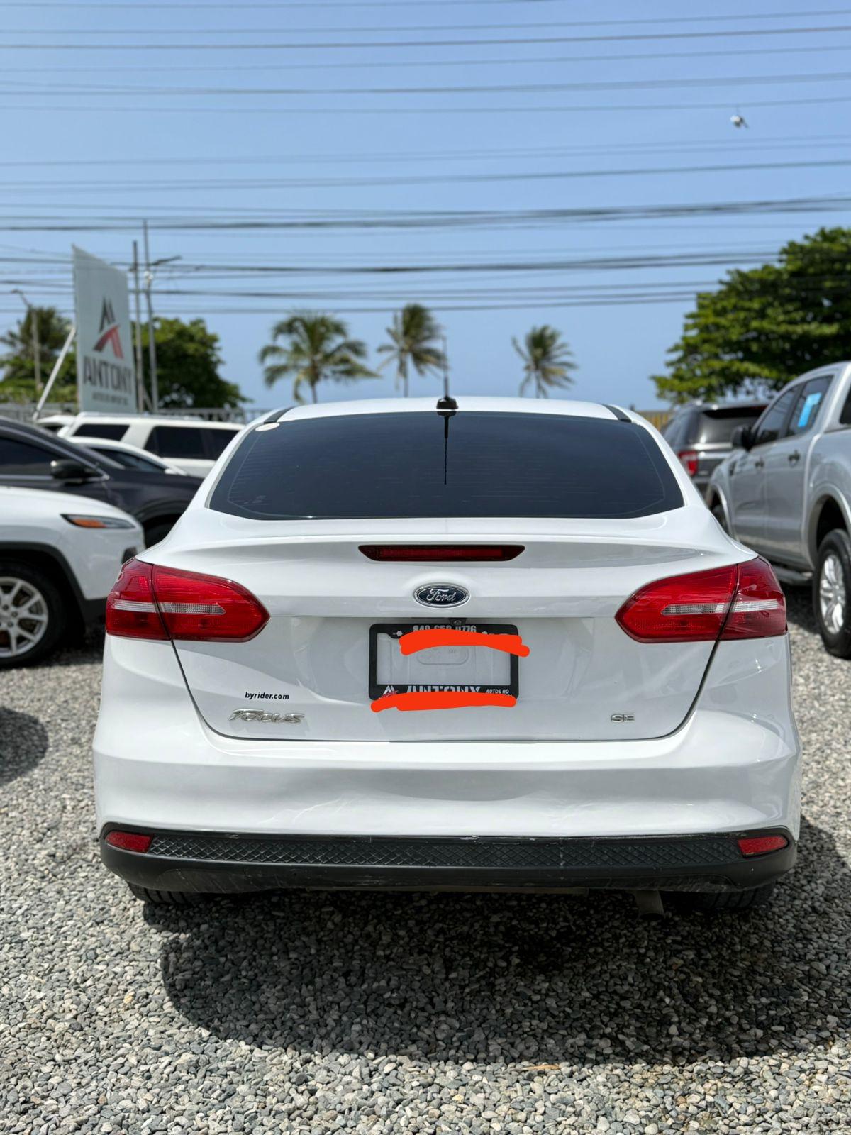 8098203827 FORD FOCUS 2018 efectivo oferta 465000 ???????? si es finan Foto 7281145-3.jpg
