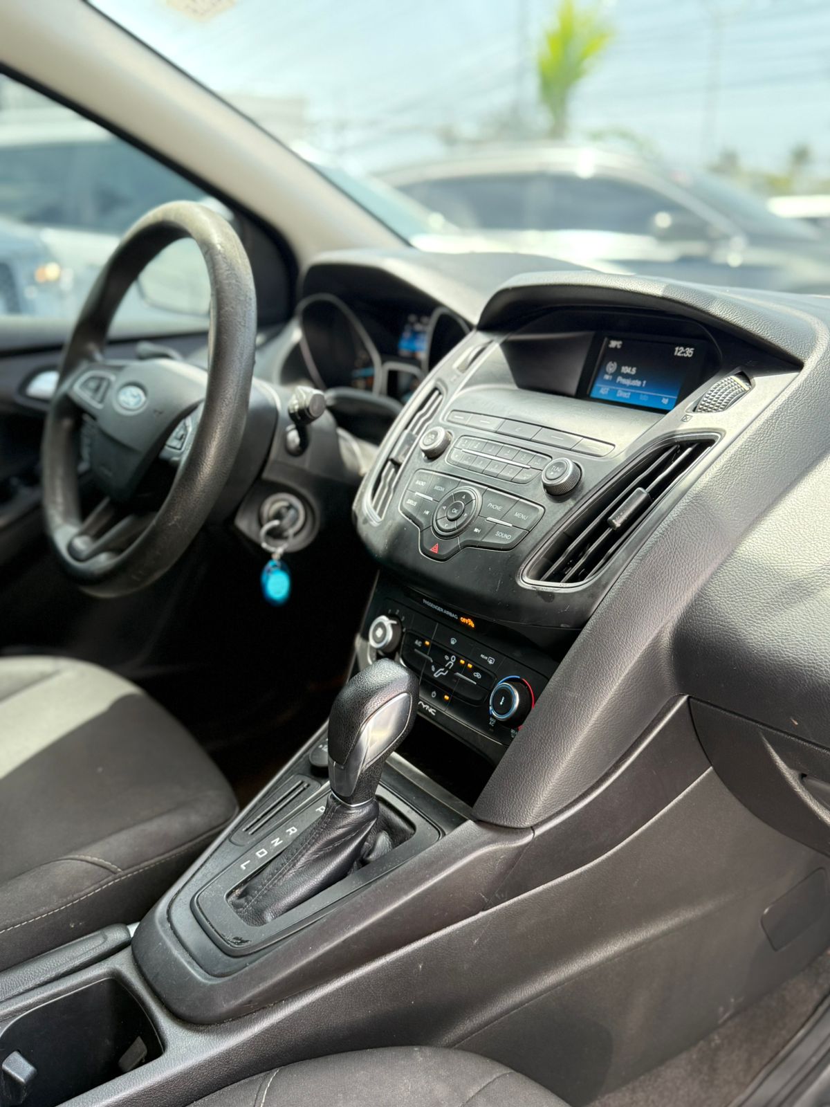 8098203827 FORD FOCUS 2018 efectivo oferta 465000 ???????? si es finan Foto 7281145-6.jpg